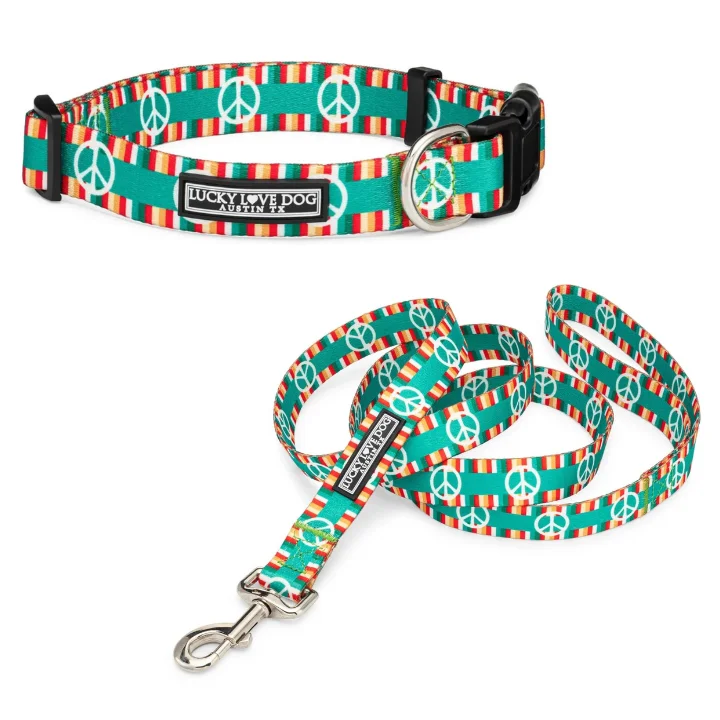 Peace on Earth Dog Collar